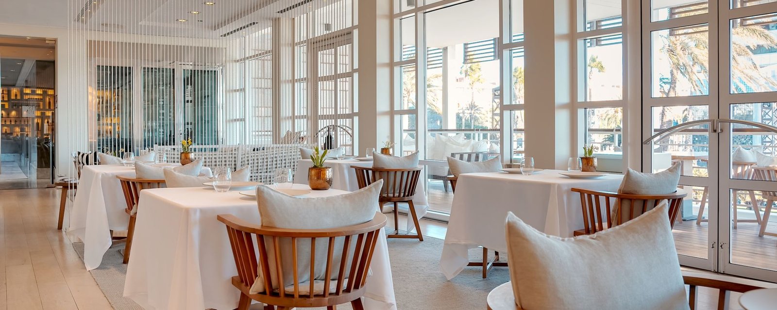 Hotel Arts Barcelona — vibe
