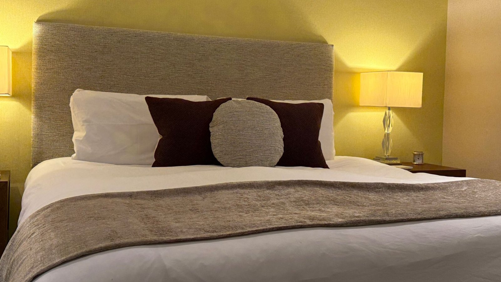 Airds Hotel, rooms