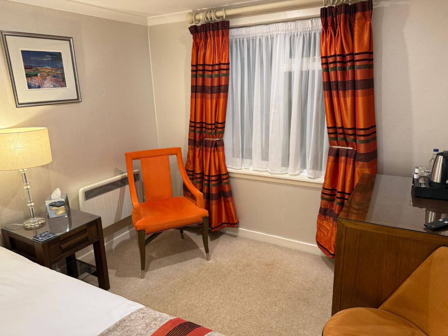 Airds Hotel