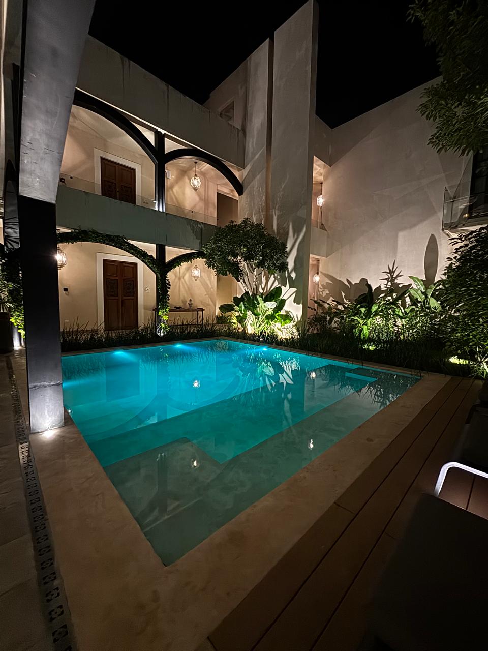 Adoro Hotel Boutique, the pool