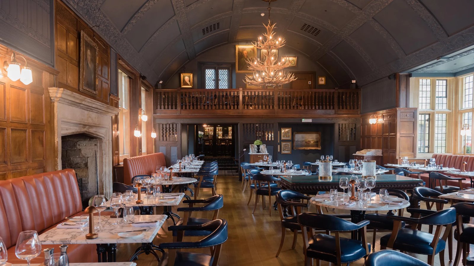 The Lygon Arms, at the table