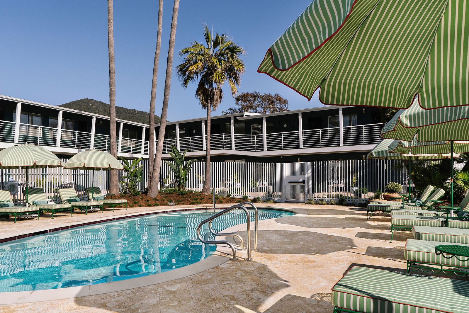 Le Petit Pali Laguna Beach, the pool