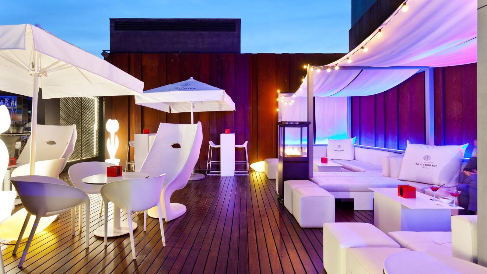 Hotel España — vibe