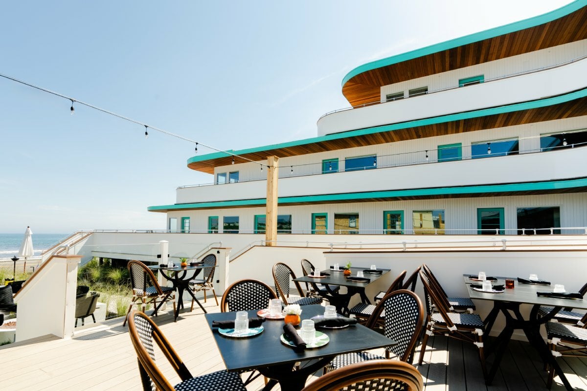 The Nevada Hotel, at the table