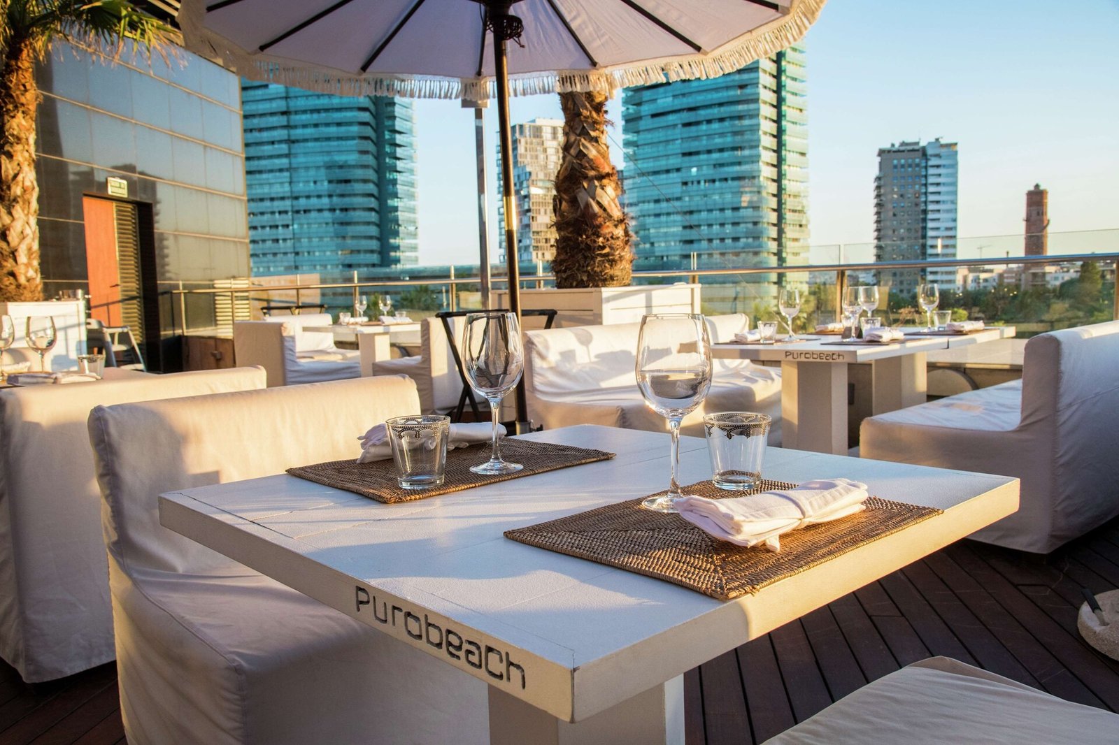 Hilton Diagonal Mar Barcelona — vibe