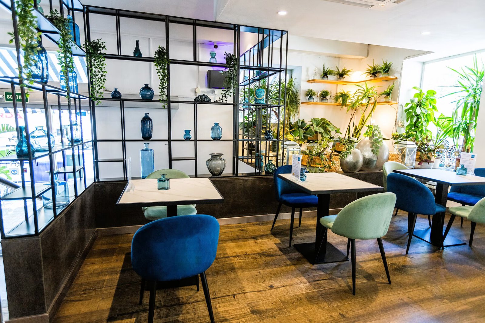 Hotel 54 Barcelona — eat & drink