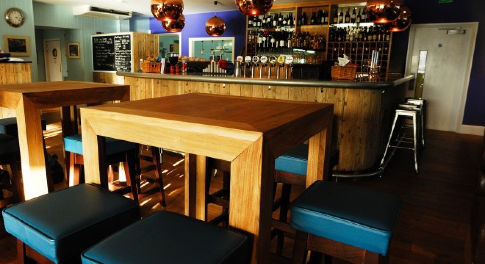 Harbourmaster Hotel, at the table