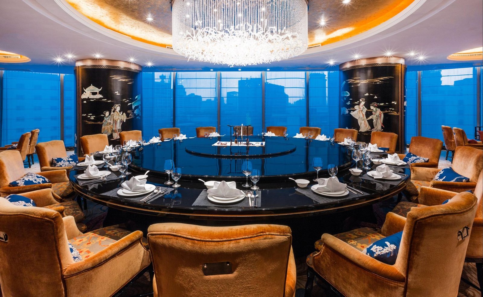 InterContinental Fuzhou, at the table