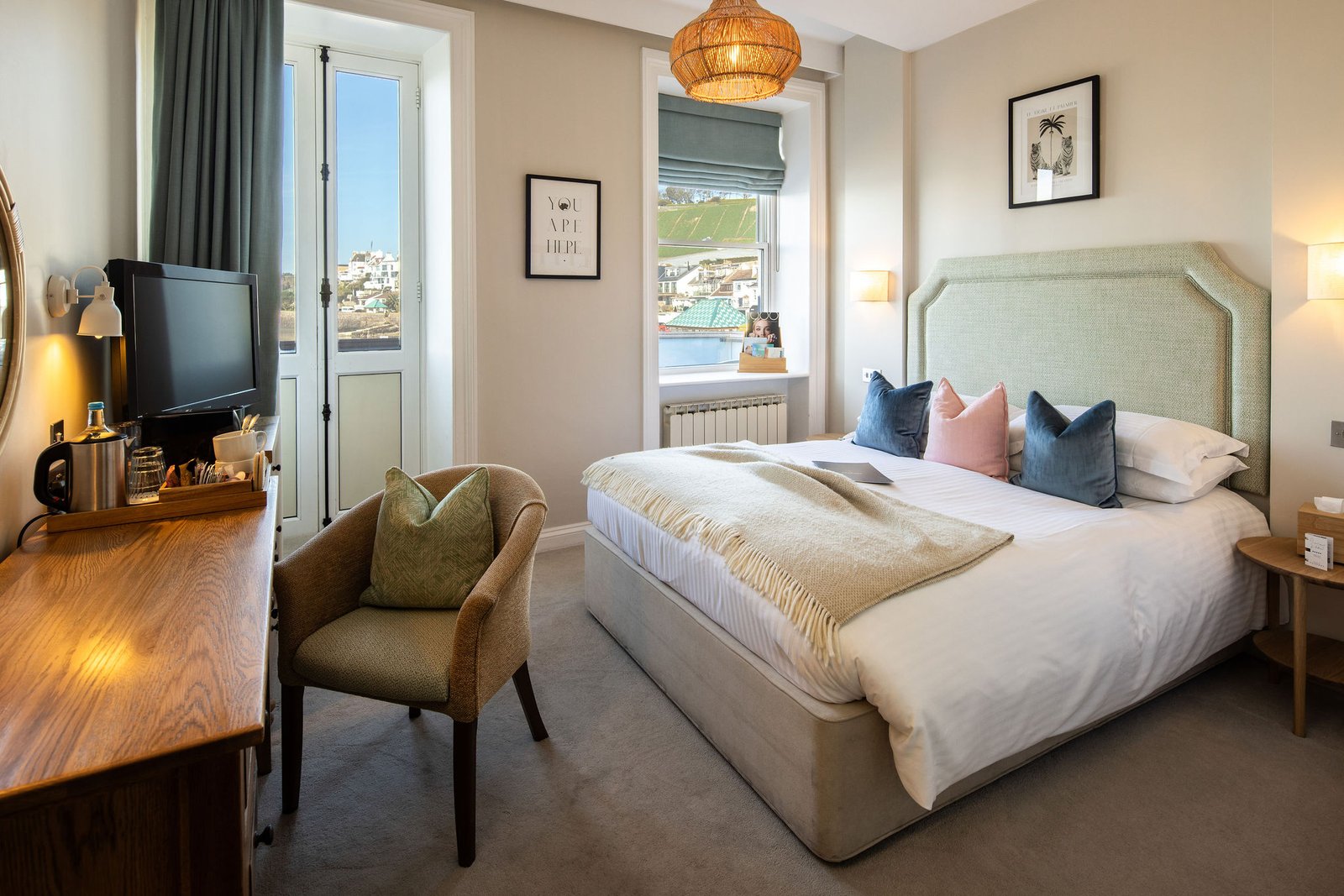 The Moorings Hotel & Restaurant, rooms