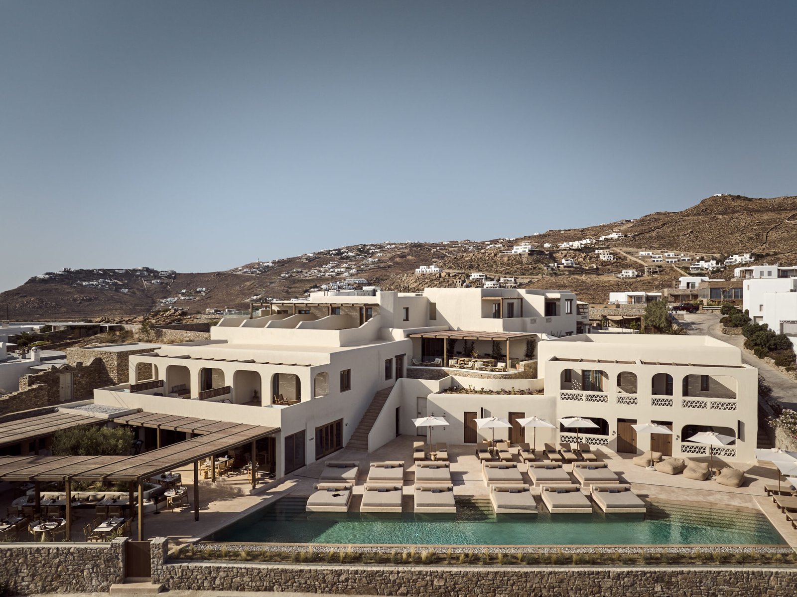 Omeon Hotel, how it began
