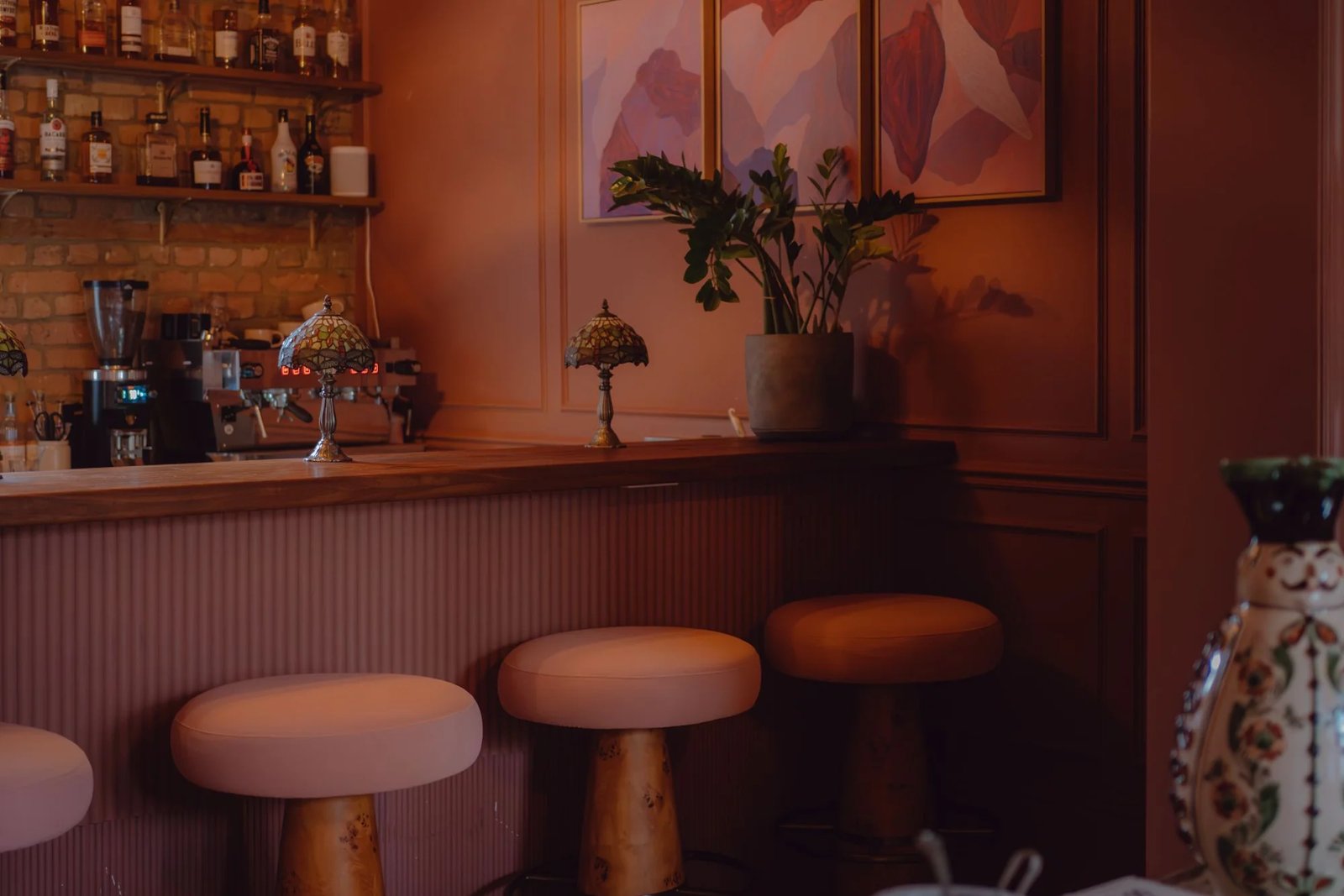 Margate House, at the table