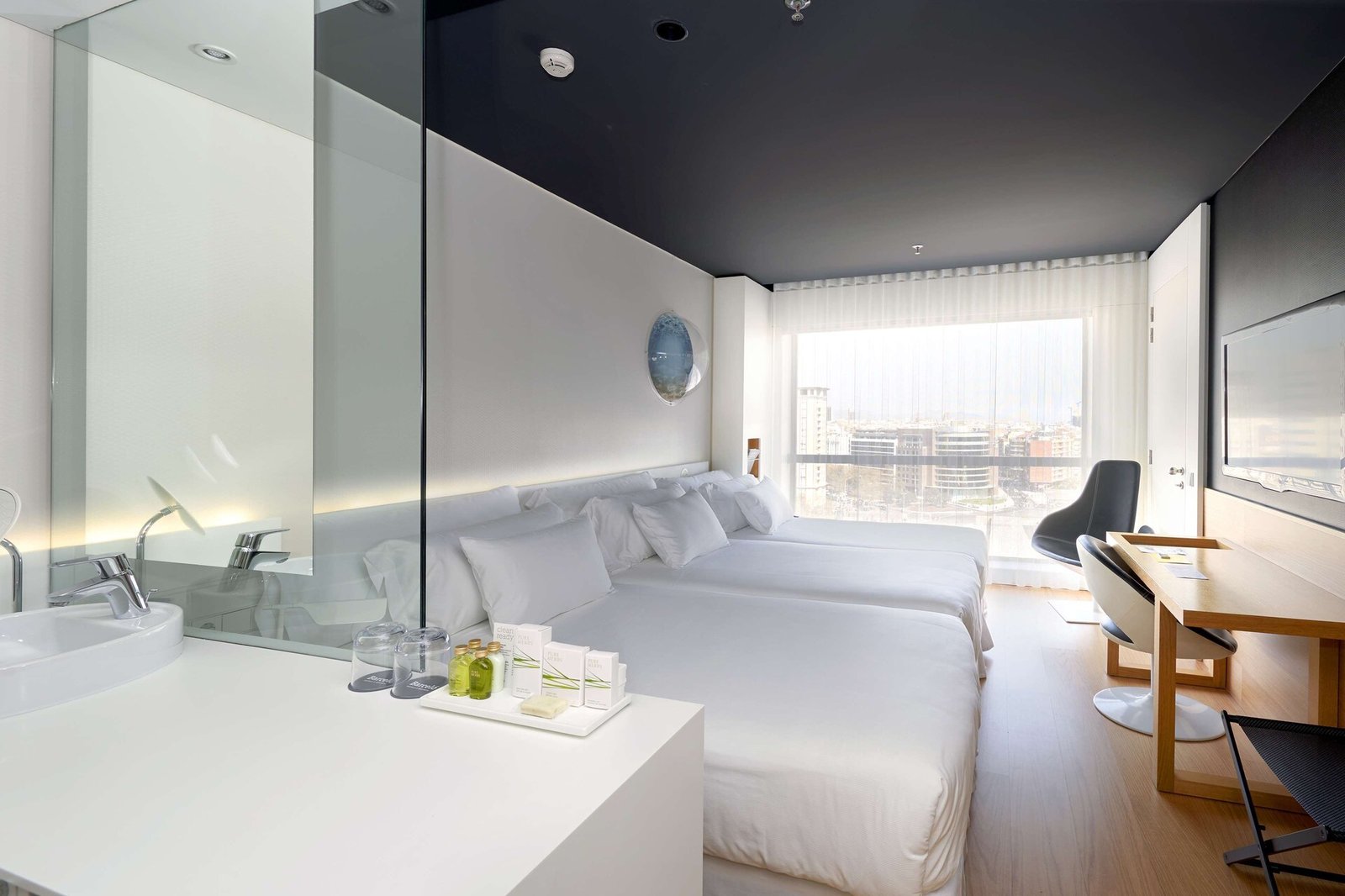 Hotel Barceló Sants — rooms