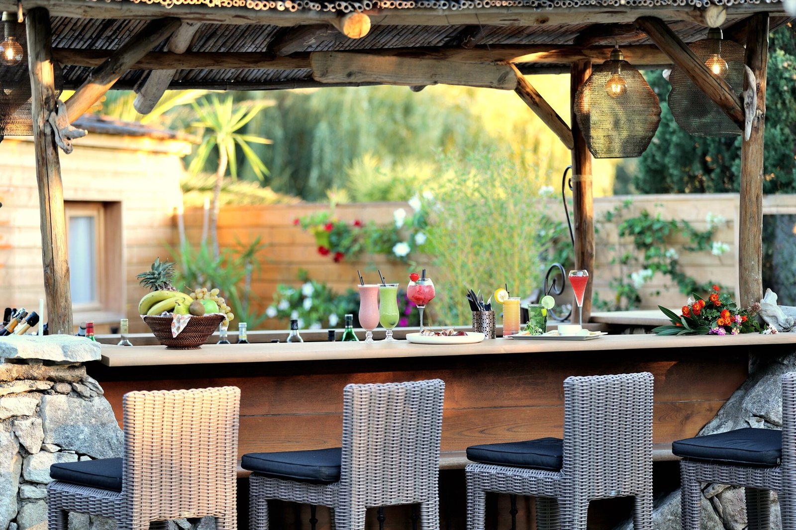 A Cheda, pool bar & lounge