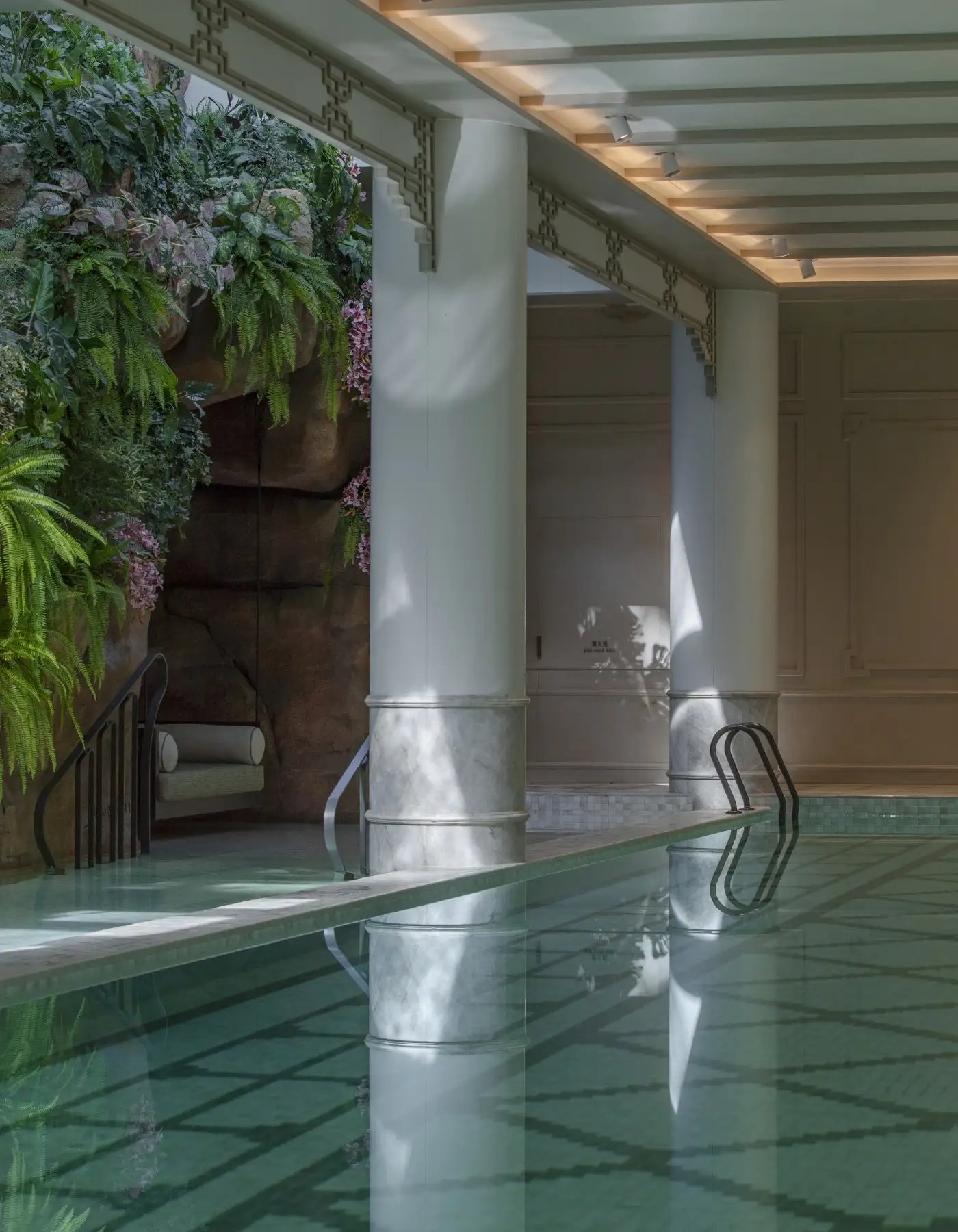 The Silk Lakehouse, Shangri-La Hangzhou, the pool
