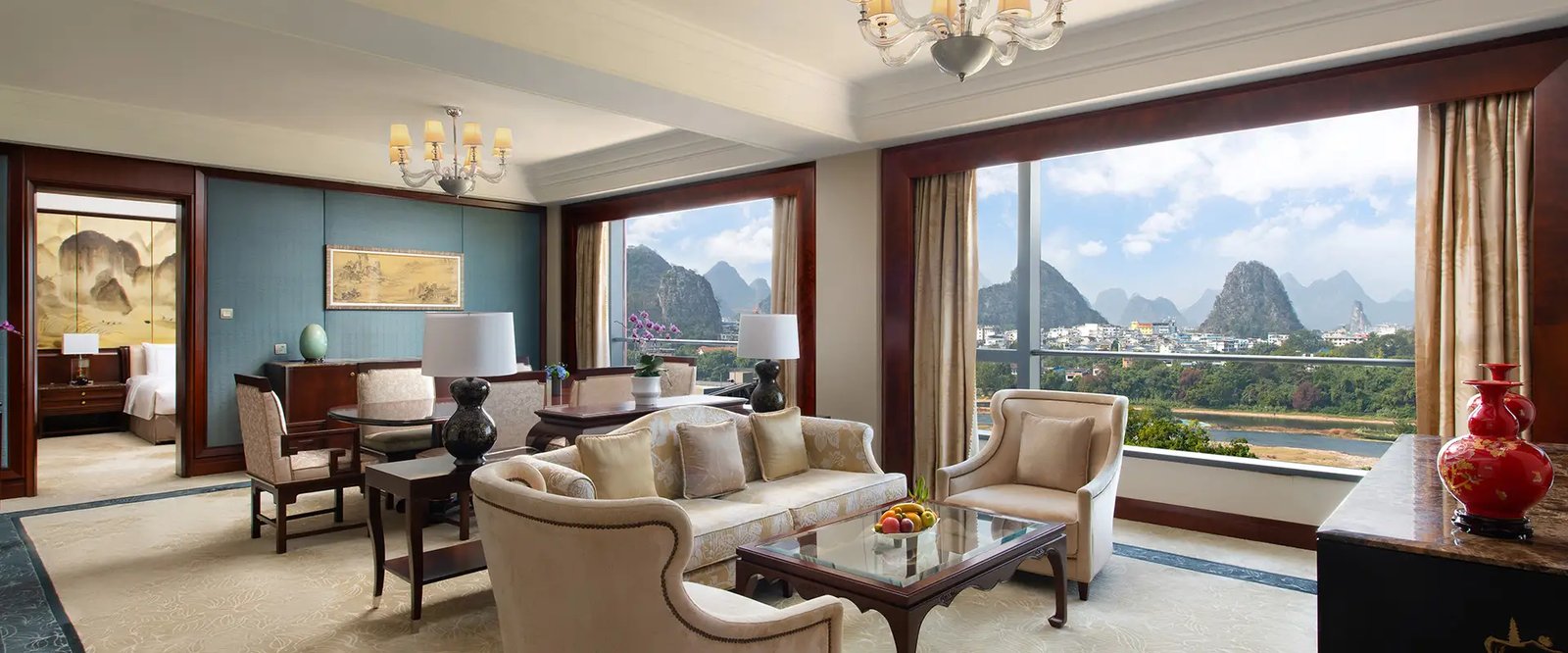 Shangri-La Hotel, rooms
