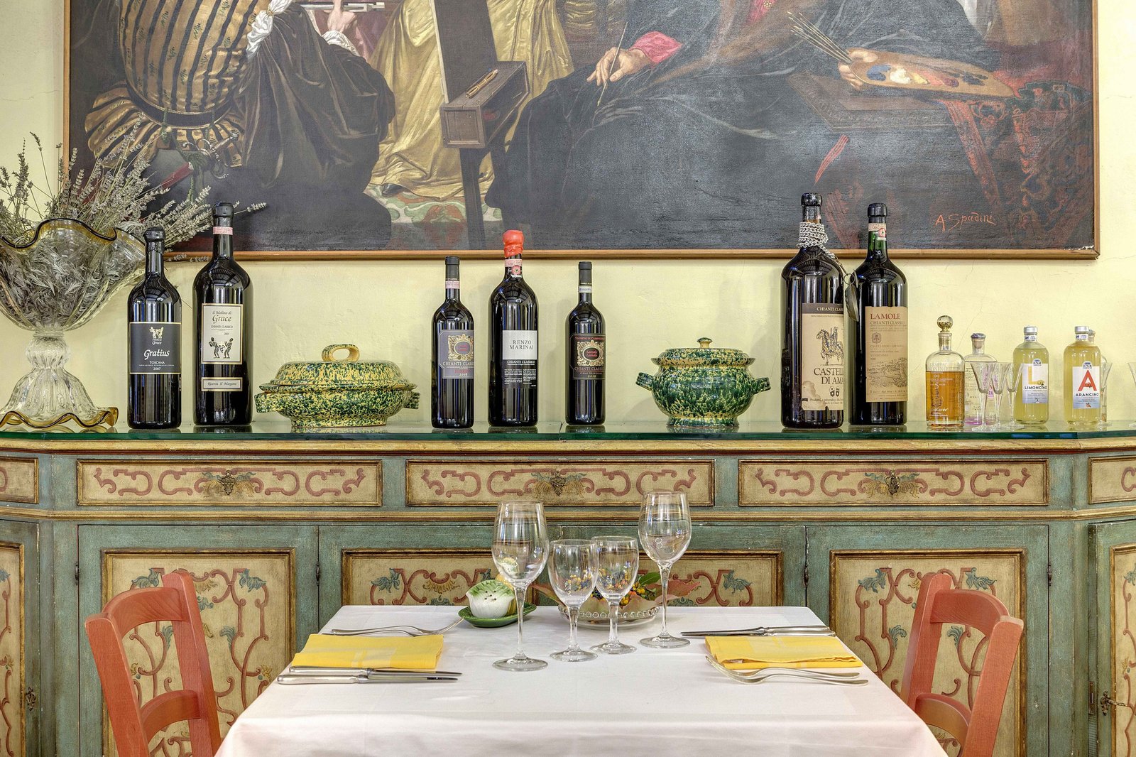 Villa Le Barone Hotel, at the table
