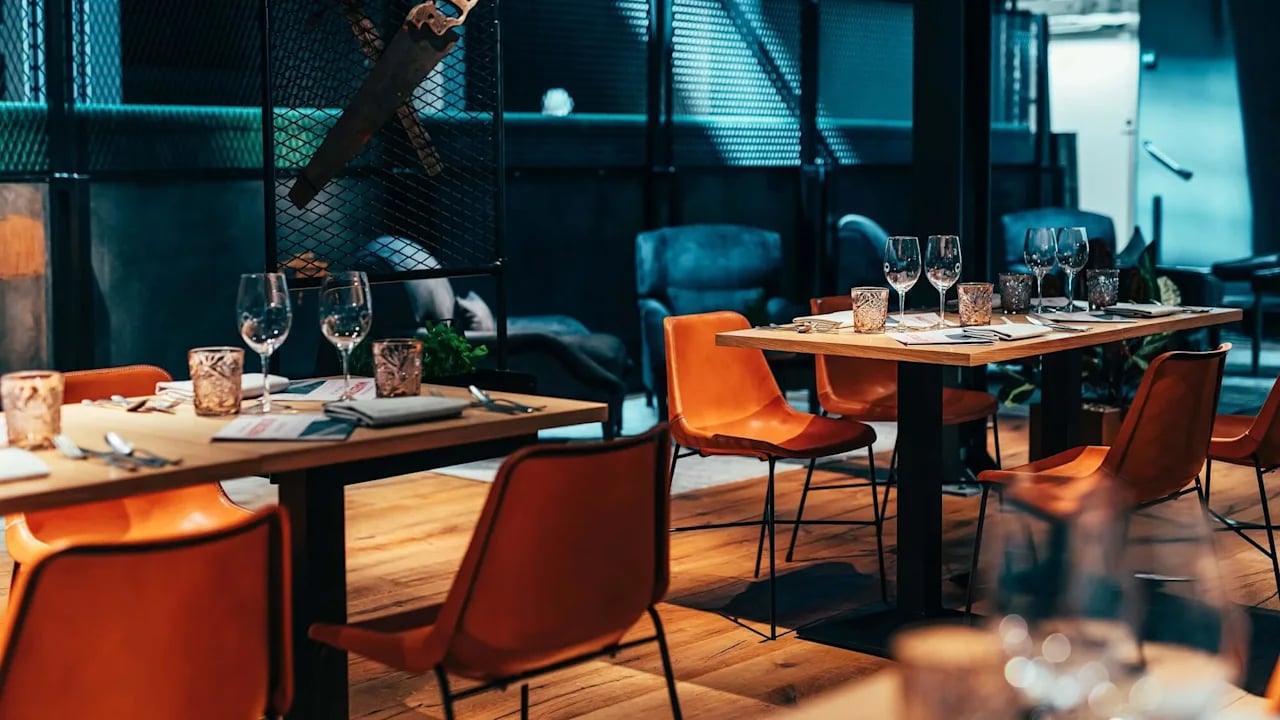 Clarion Hotel Mestari, the social bar & bistro