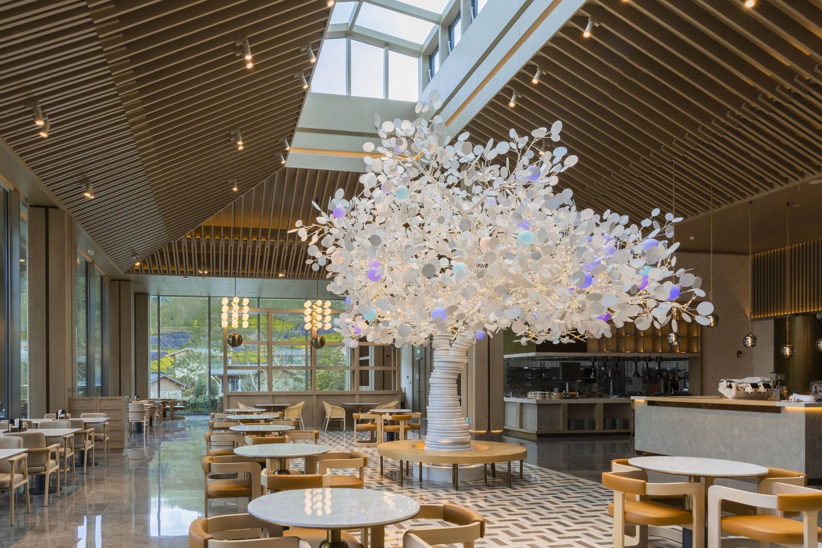Hotel Indigo Hangzhou Tianmushan, an IHG Hotel, sen / senlin restaurant