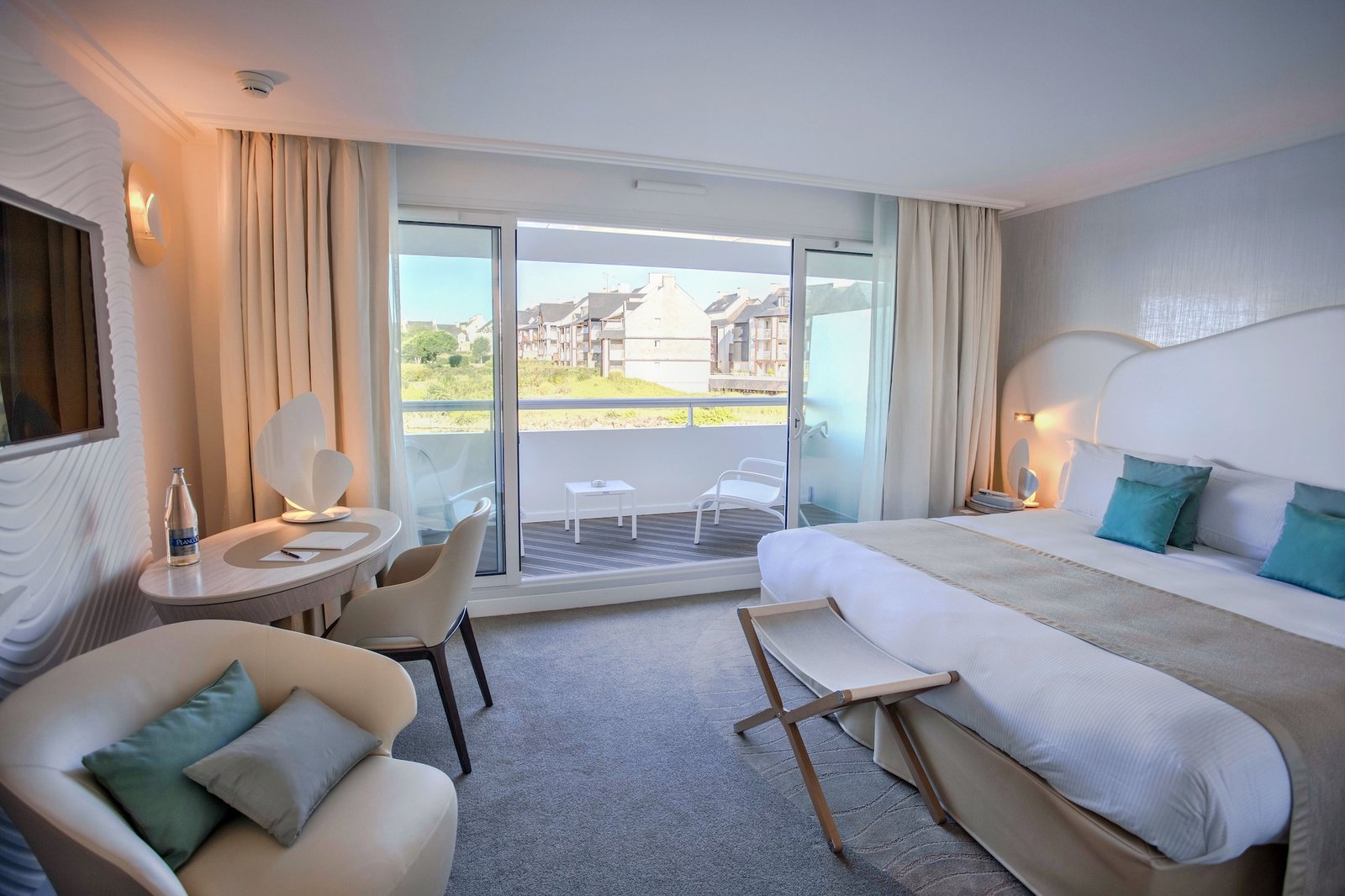 Hôtel Thalasso & Spa Miramar La Cigale, rooms
