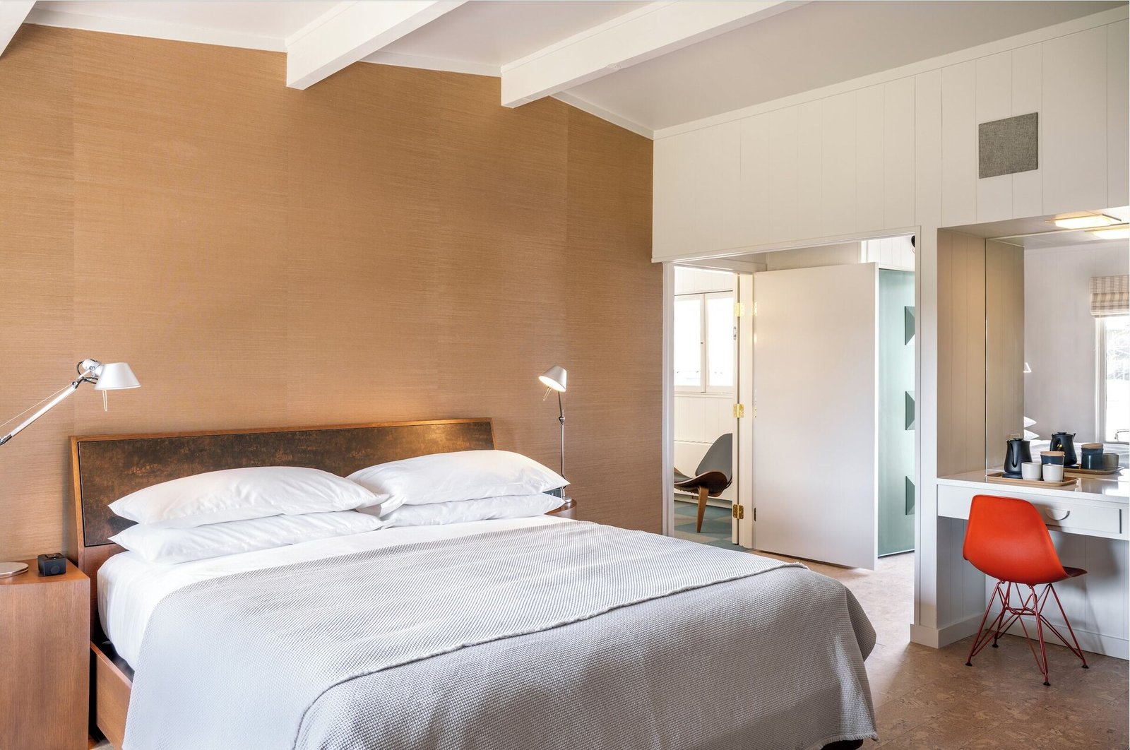 Otis Harbor Springs, rooms