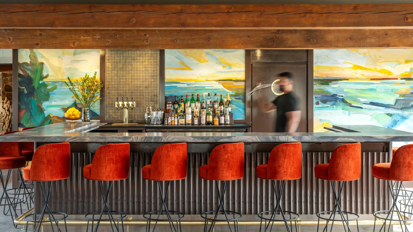 Otis Harbor Springs, fireplace lounge