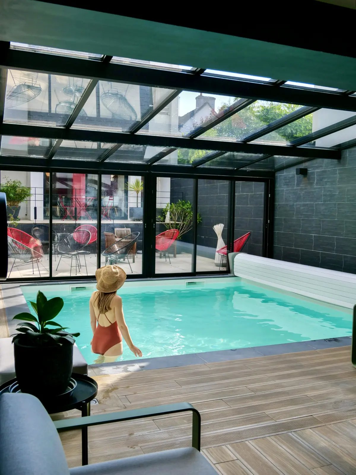 Le Cornouaille Hôtel & Spa, the pool