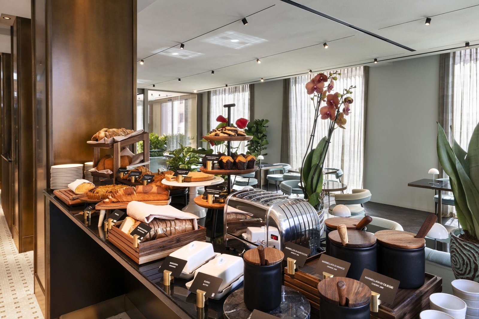 Radisson Collection Hotel, Roma Antica, modius