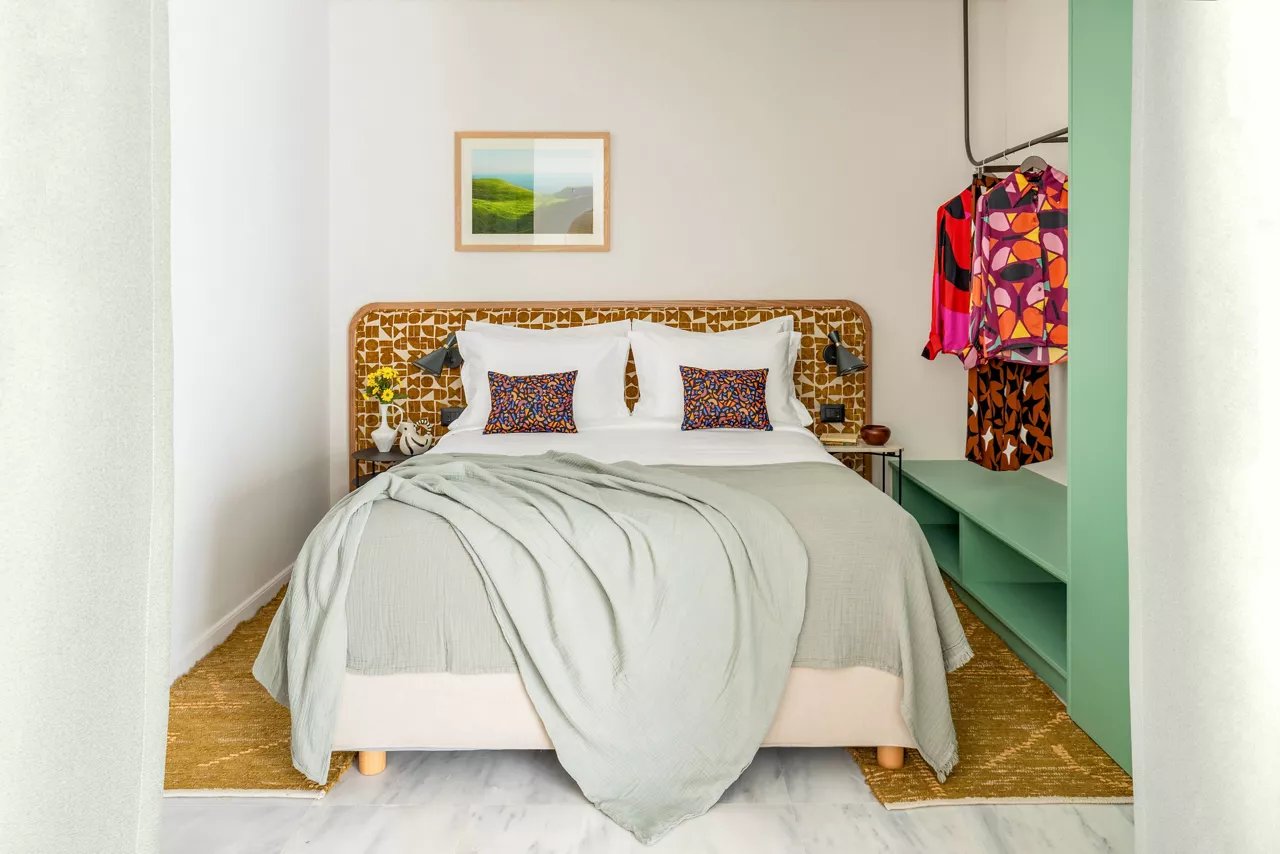 Silk n' Cotton, rooms