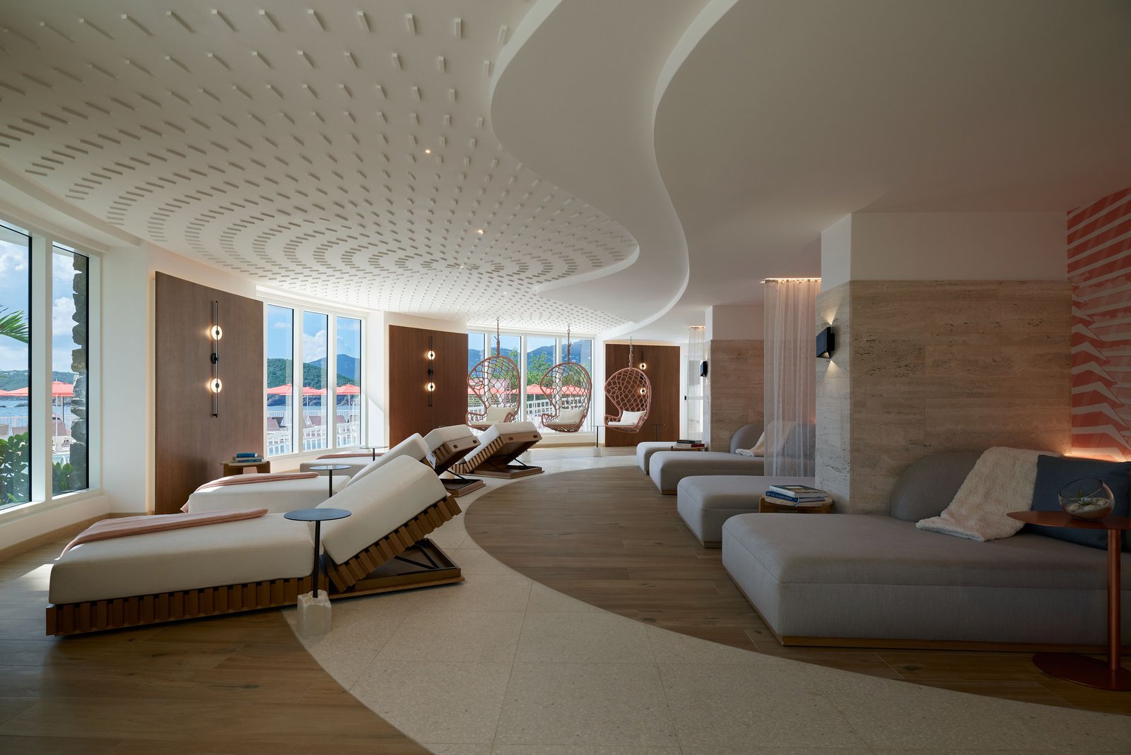 Buoy Haus Beach Resort St. Thomas, Autograph Collection, the spa
