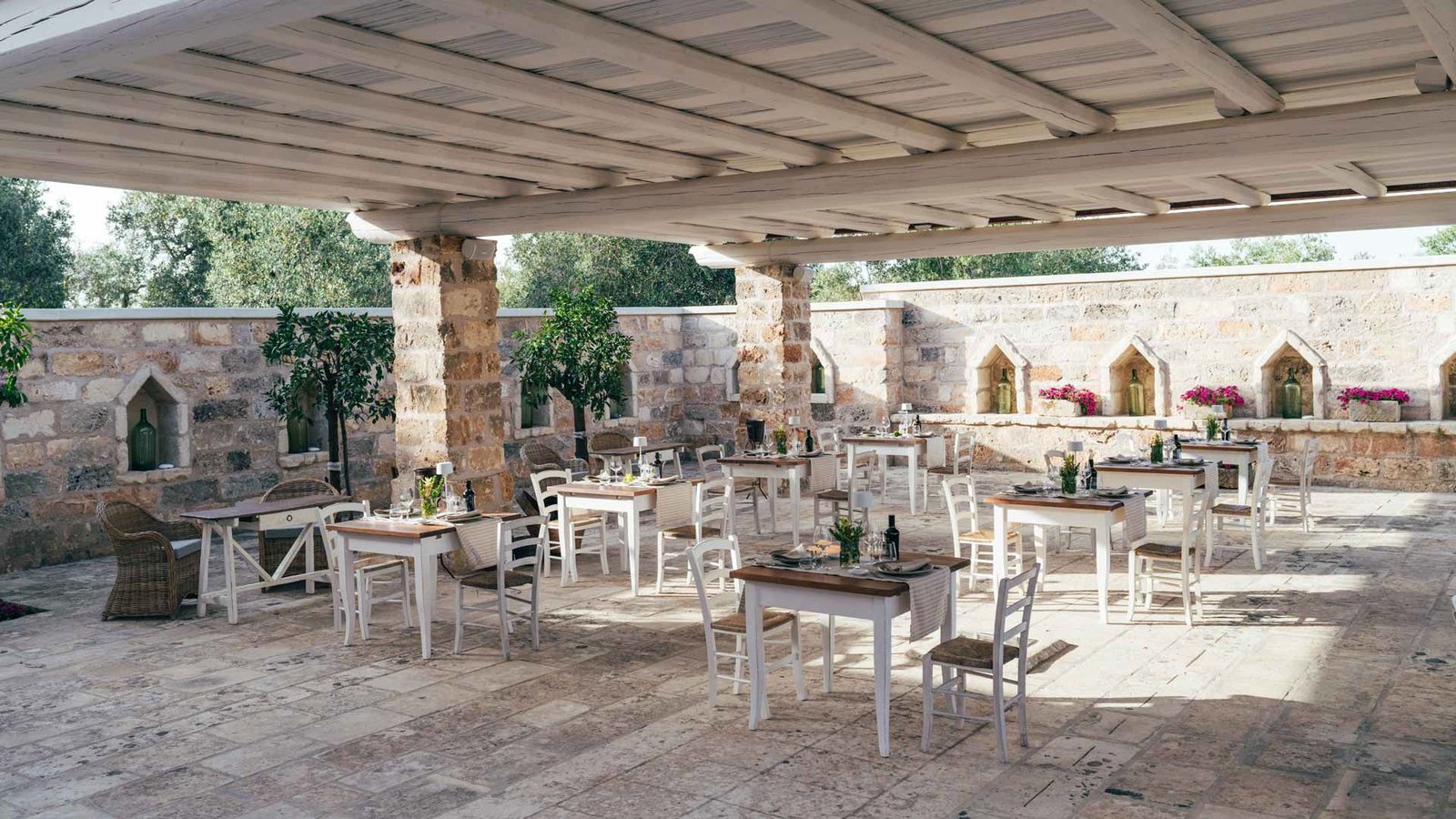 Naturalis Bio Resort, at the table