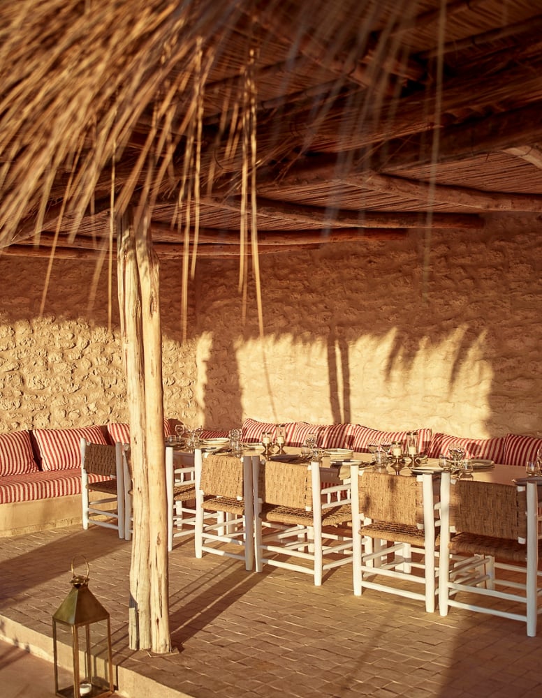 Villa Laba, at the table