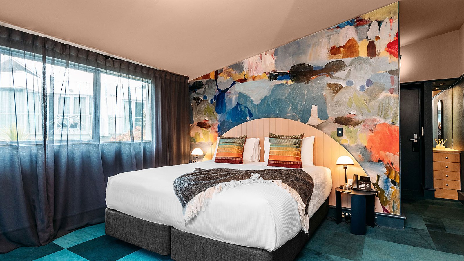The Central Hotel Queenstown, A Naumi Chapter, rooms