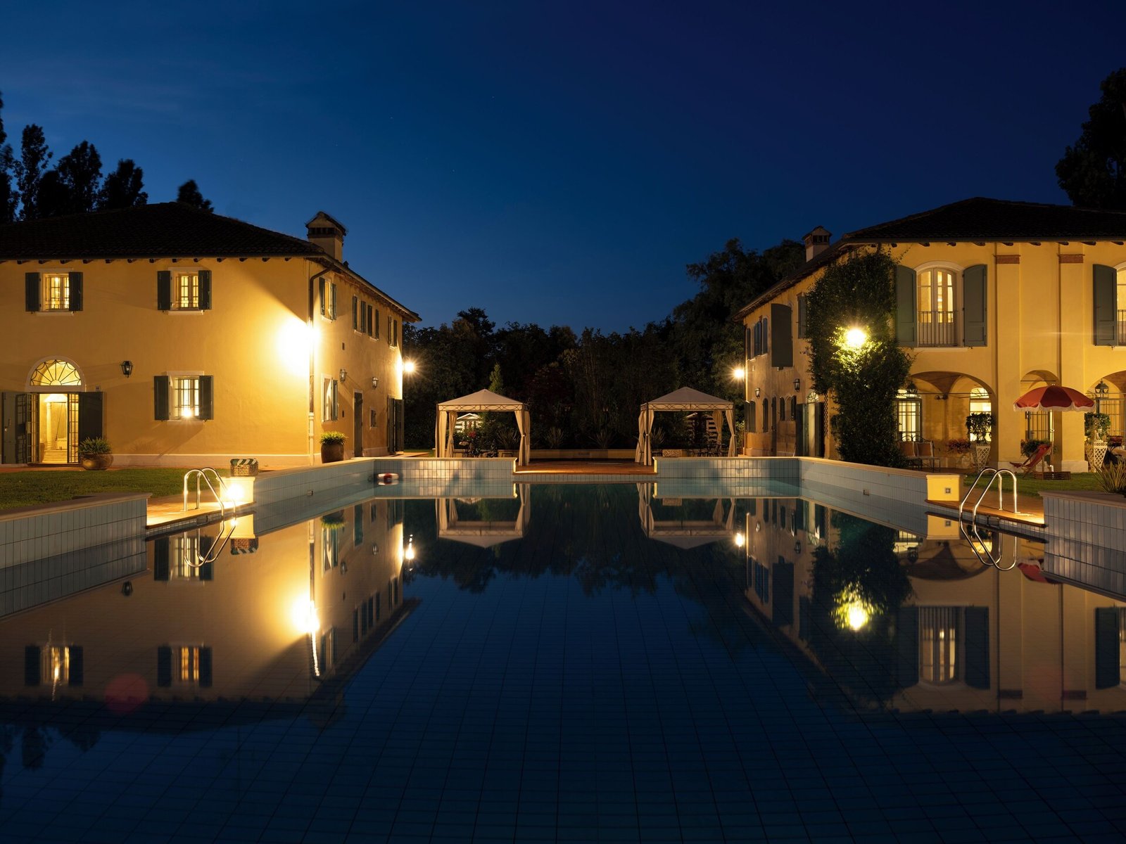 Elizabeth Country House, the pool