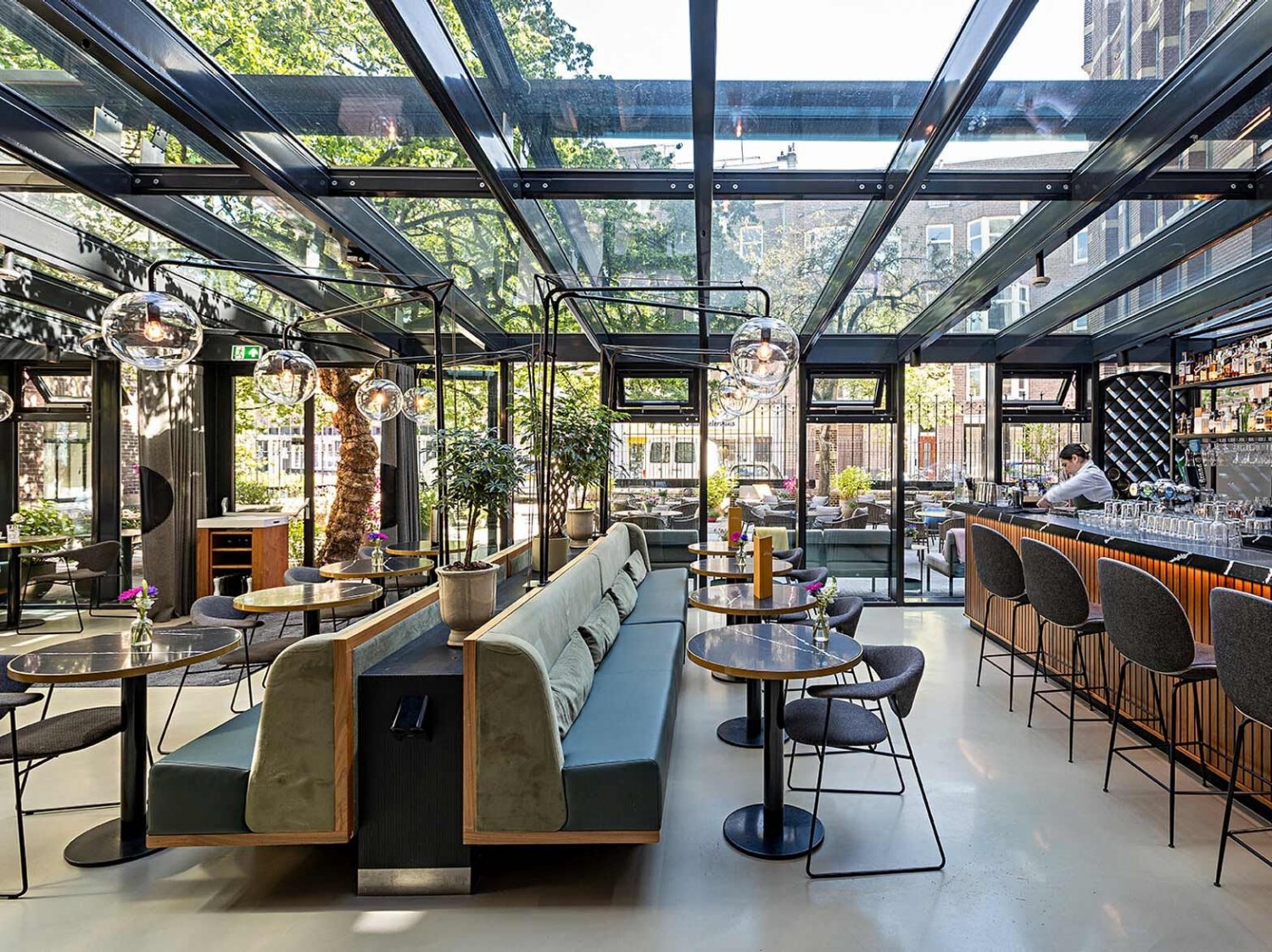 Pestana Amsterdam Riverside Hotel — vibe
