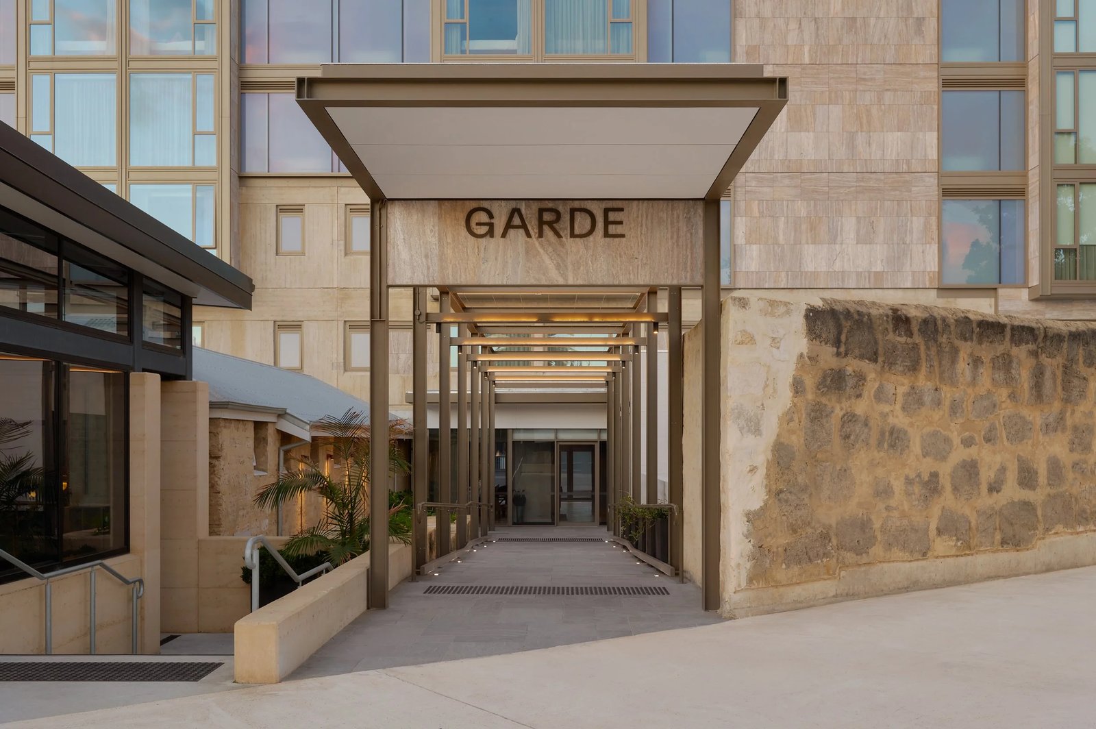 Garde Hotel, how it began