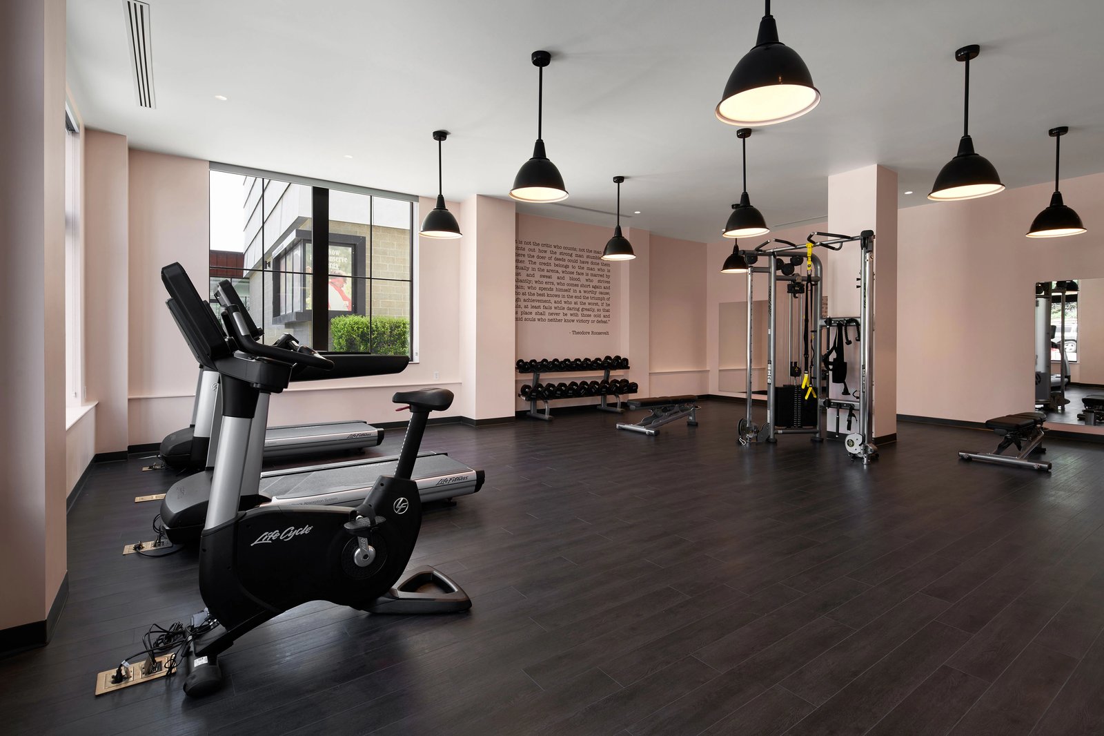 The Memphian, a Tribute Portfolio Hotel, the gym