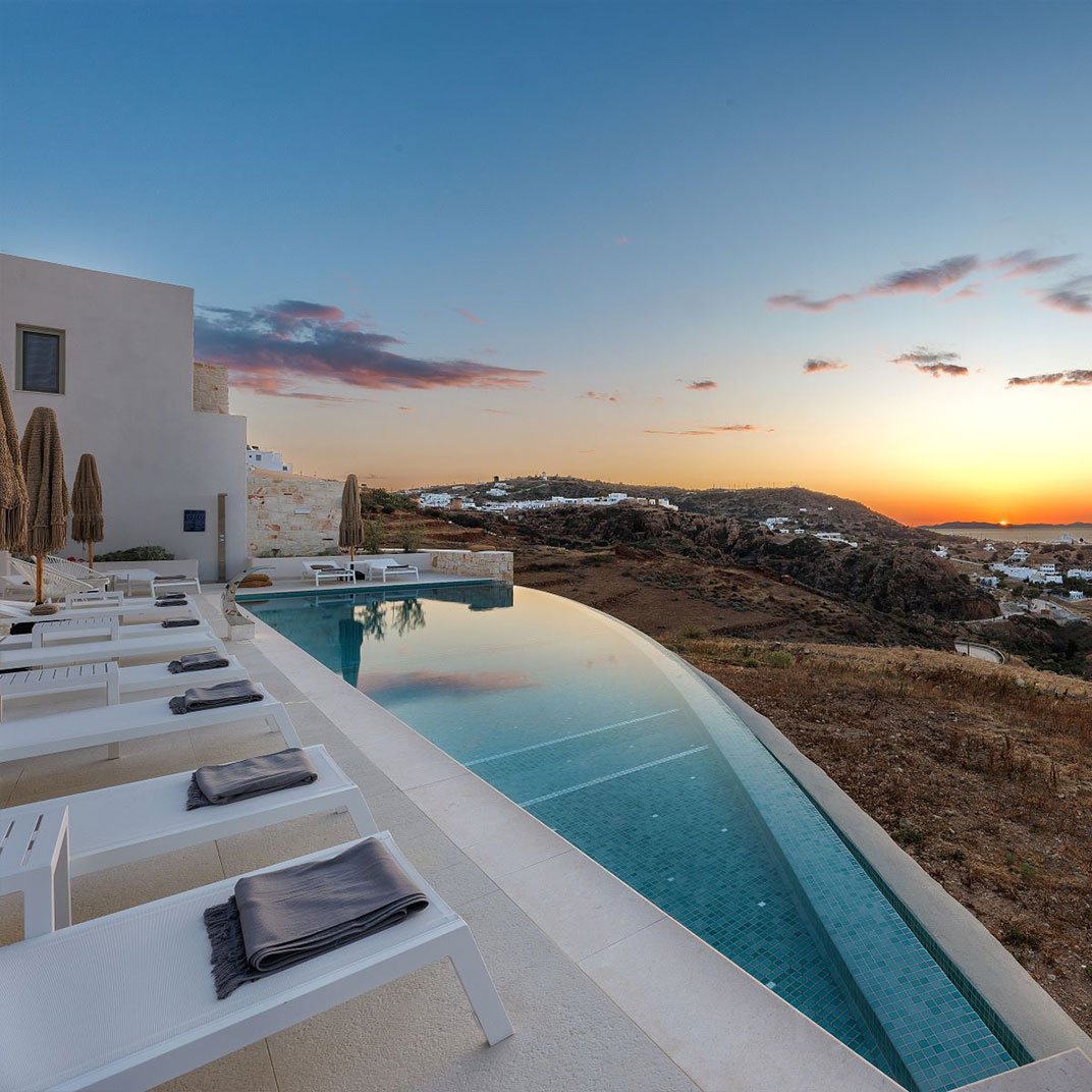 Anemolethe Suites Hotel Kimolos, the pool