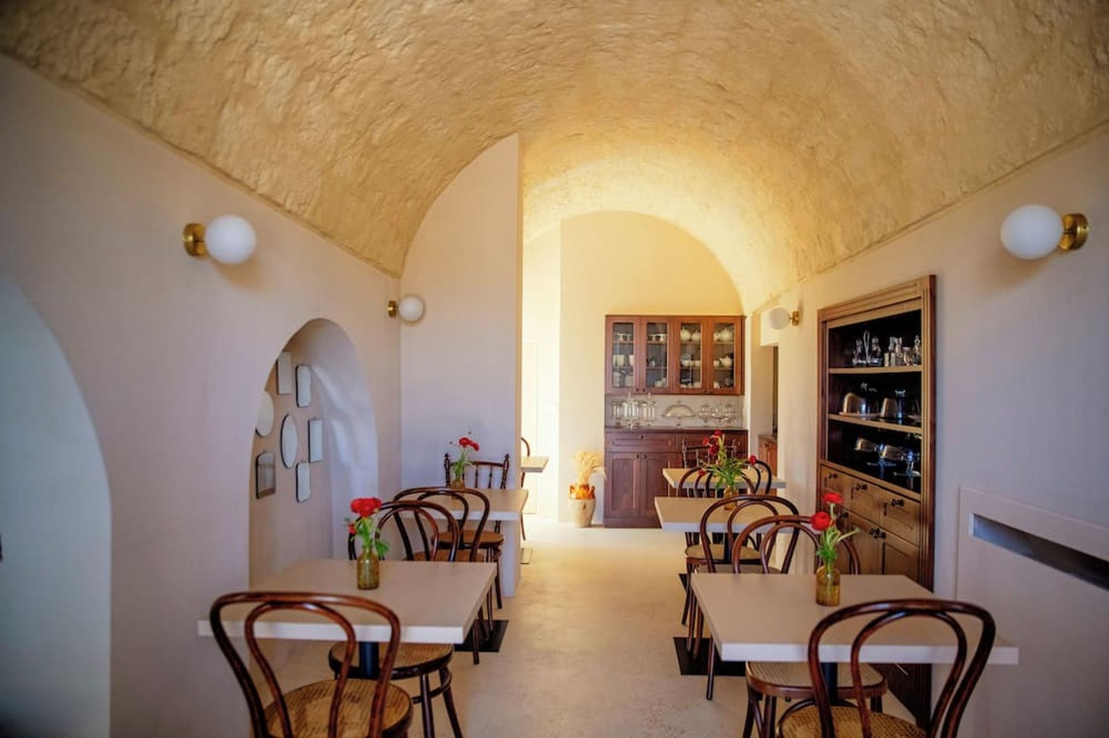 Il Giardino Grande - Dimora in Salento, at the table