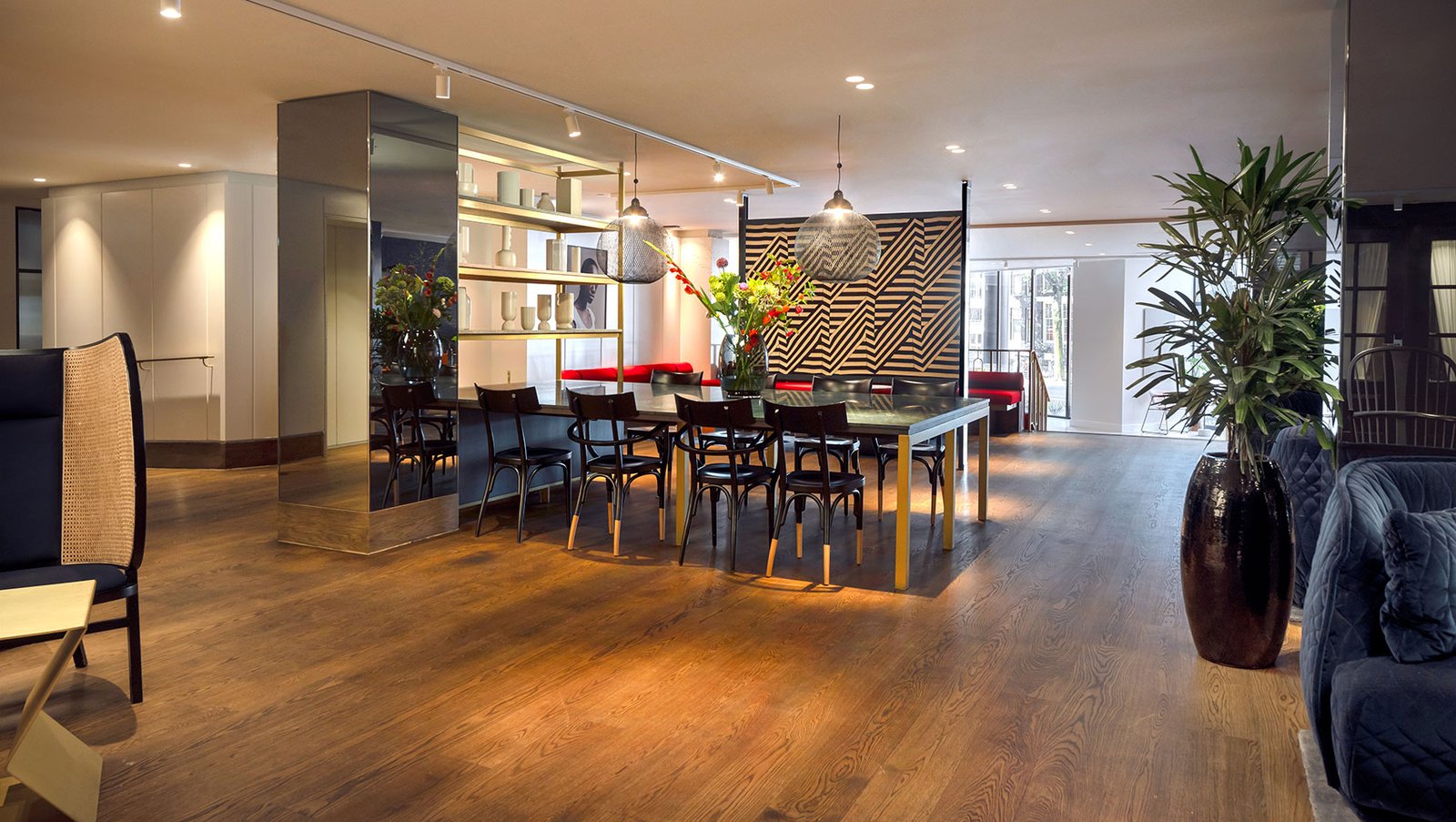 Kimpton De Witt Hotel — vibe