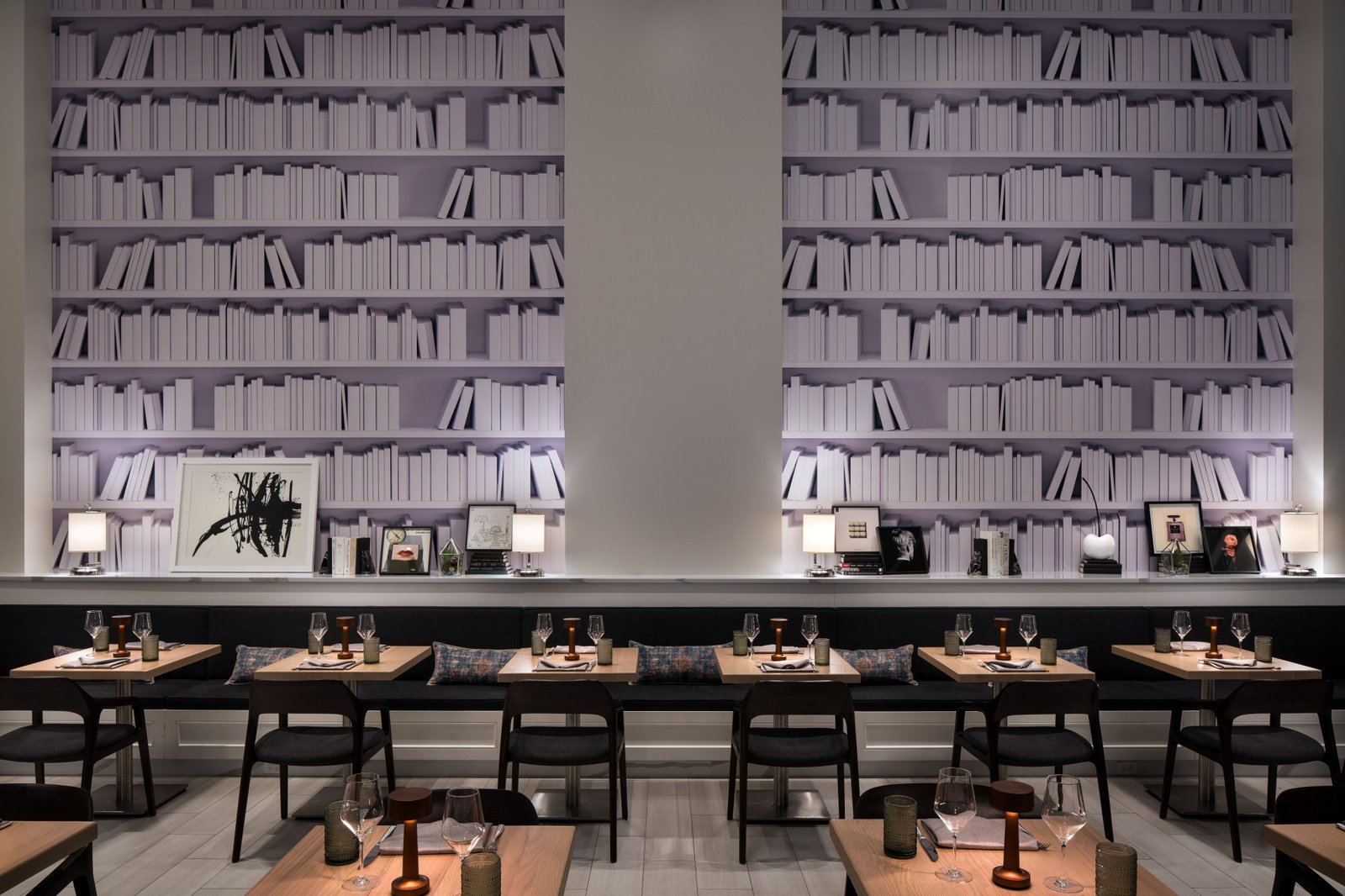 The Jacquard, Autograph Collection, narrative