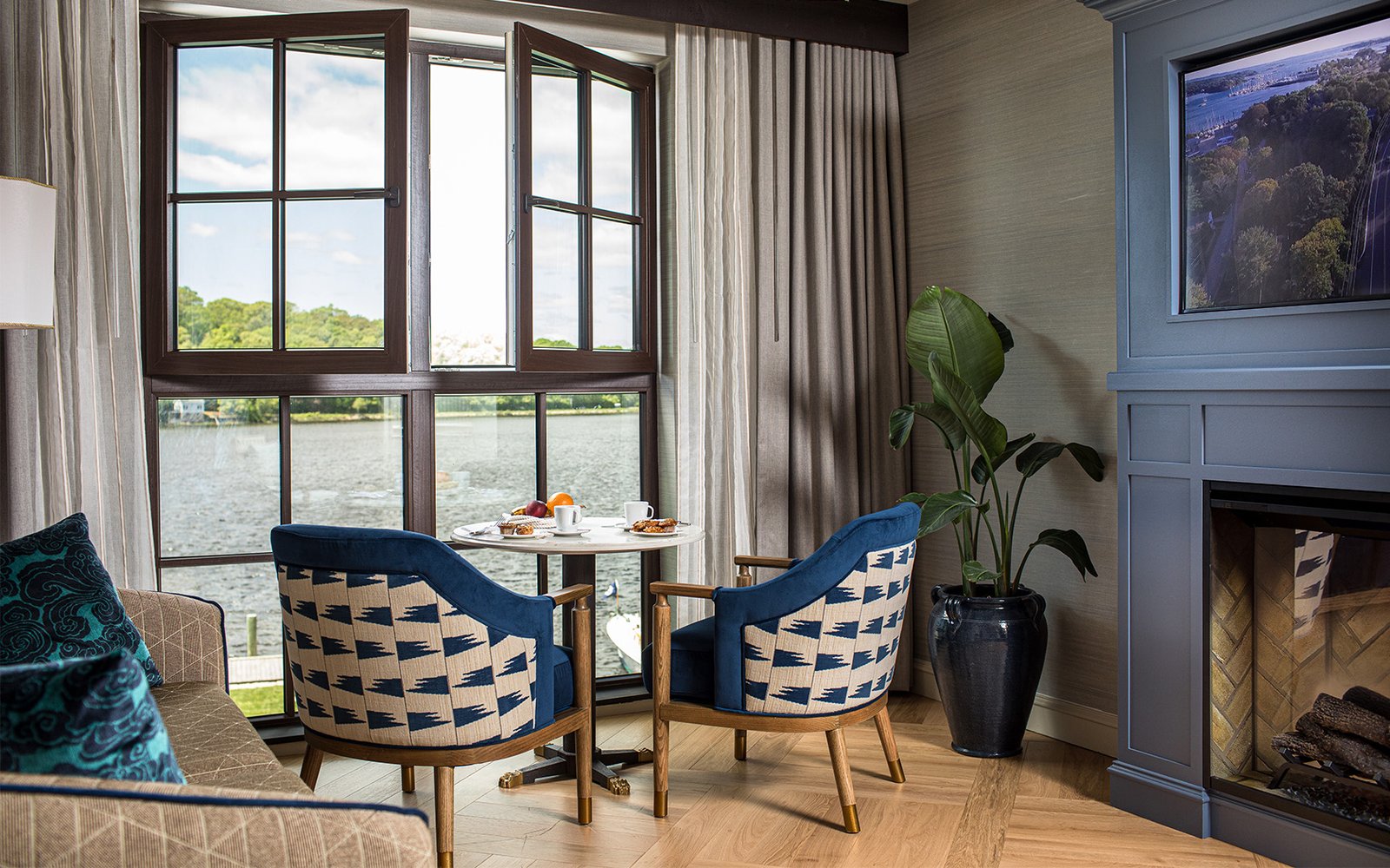 Delamar Mystic, rooms