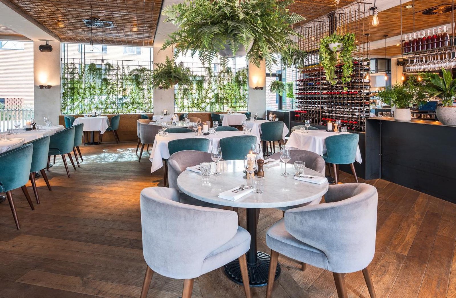 Hotel Arena — eat & drink