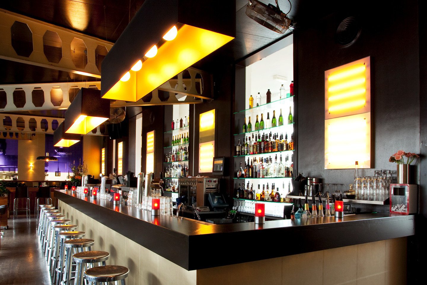 Hotel Arena — eat & drink
