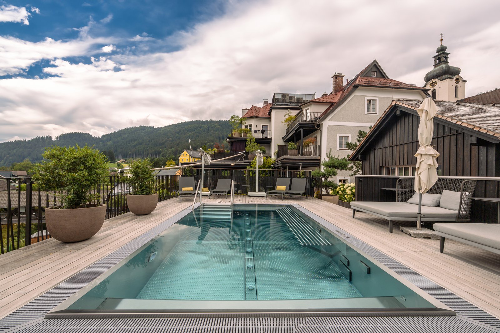 Refugium Lunz, the pool