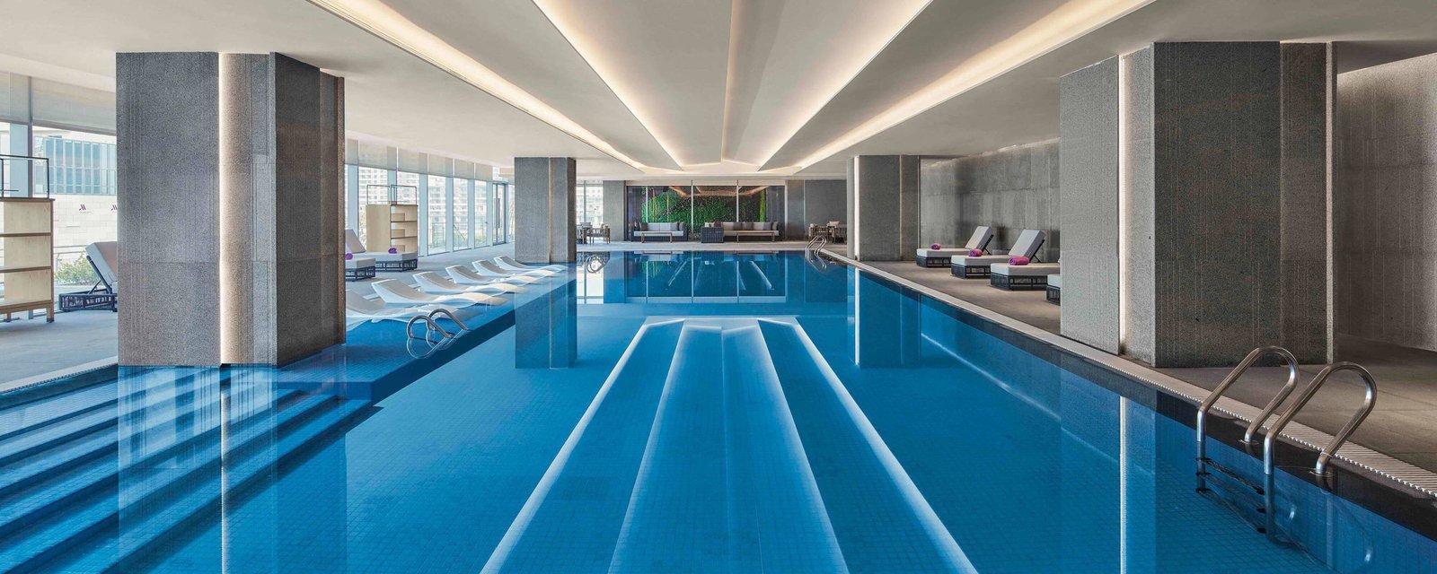 Jiaxing Marriott Hotel, the pool