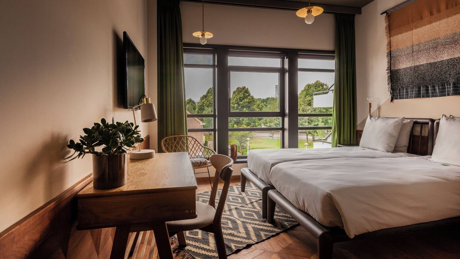 Hotel V Fizeaustraat — rooms