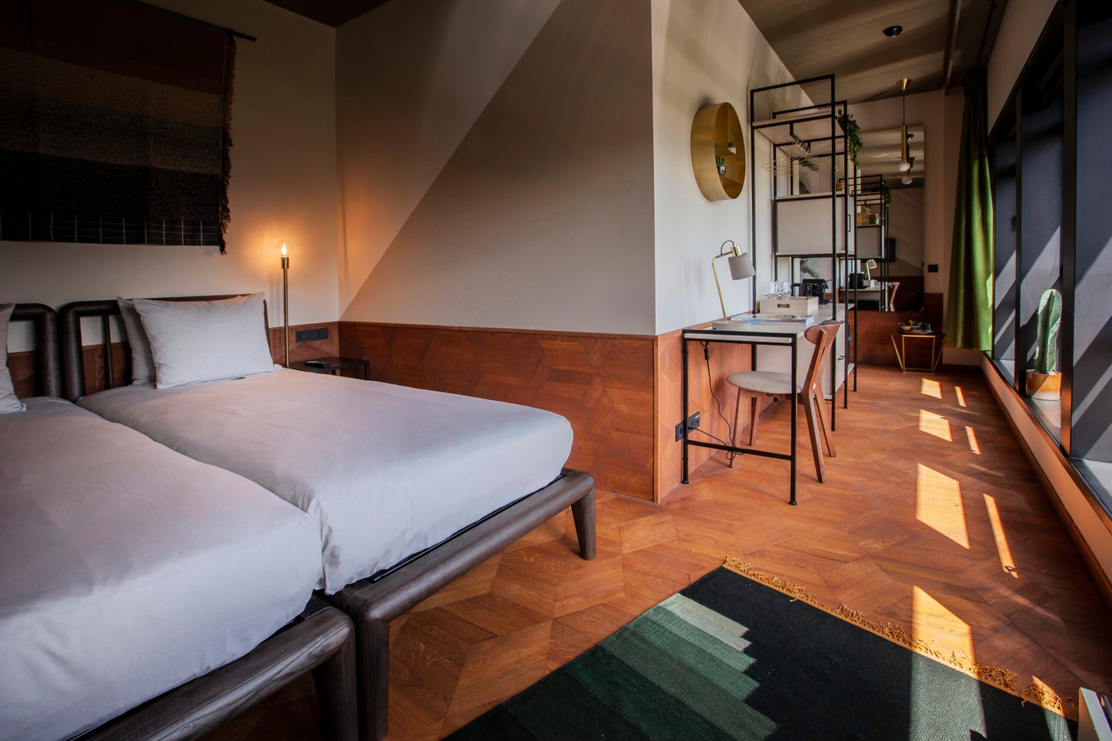 Hotel V Fizeaustraat — rooms
