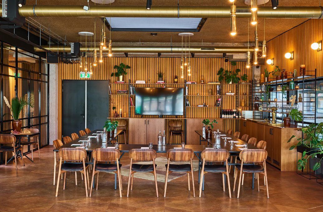 Hotel V Fizeaustraat — eat & drink