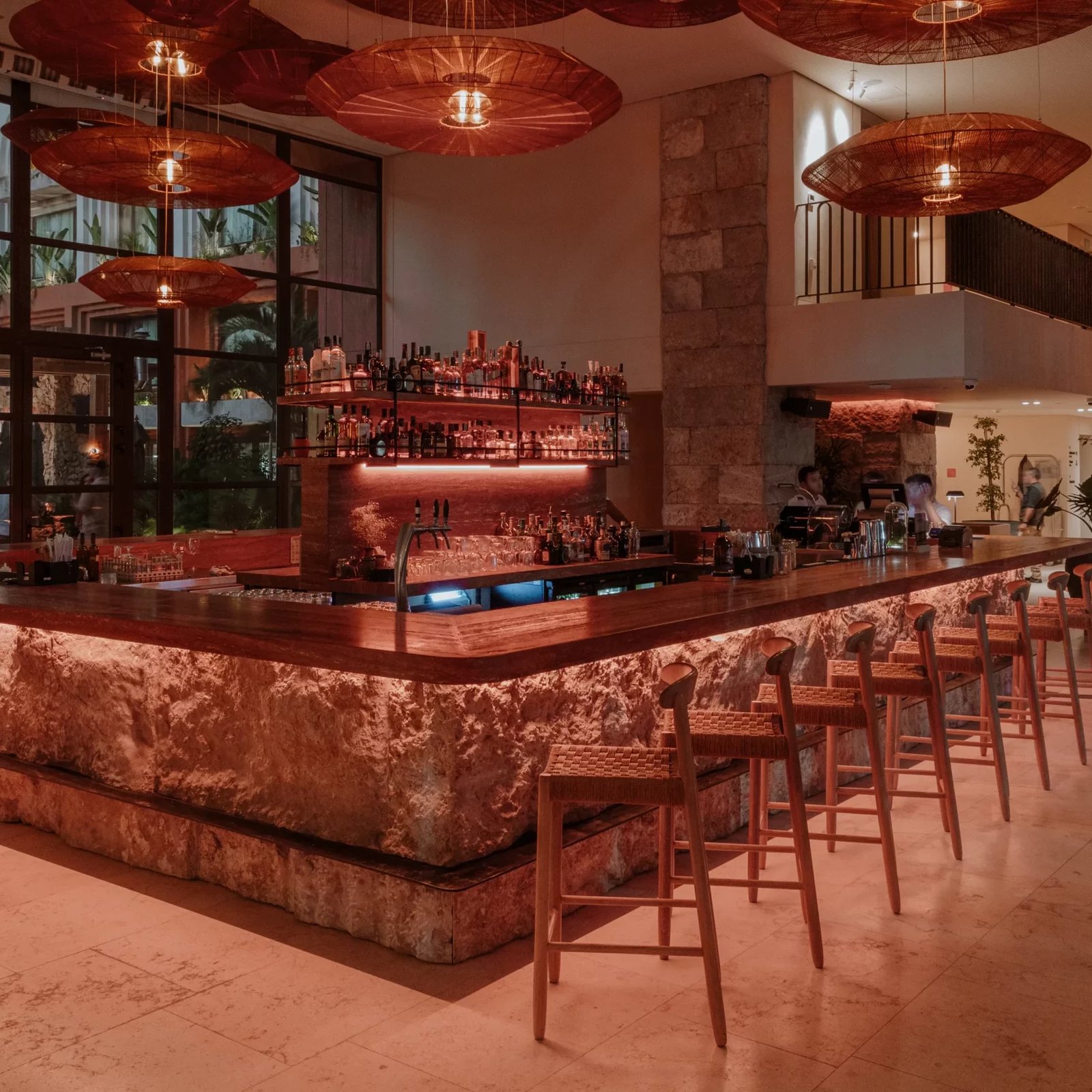 OSH Hotel Getsemani, at the table