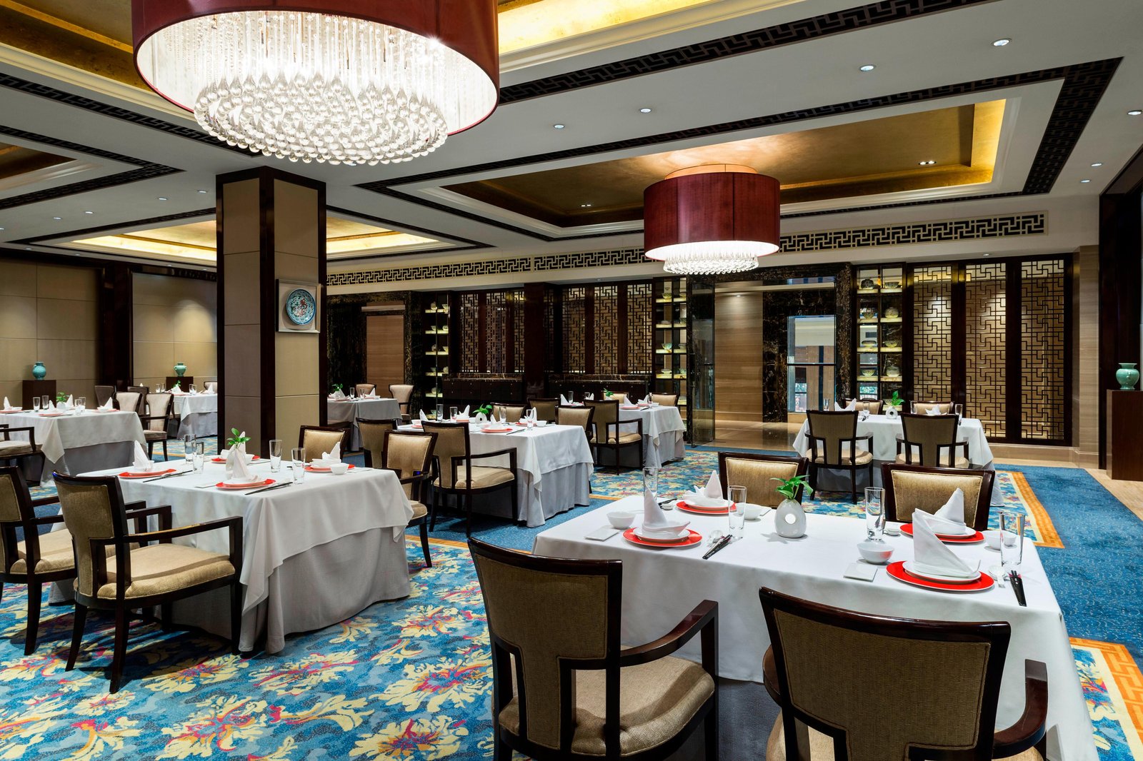 The Westin Hefei Baohe, at the table